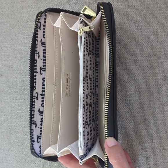 Juicy Couture Wristlet Wallet - Picture 4 of 4